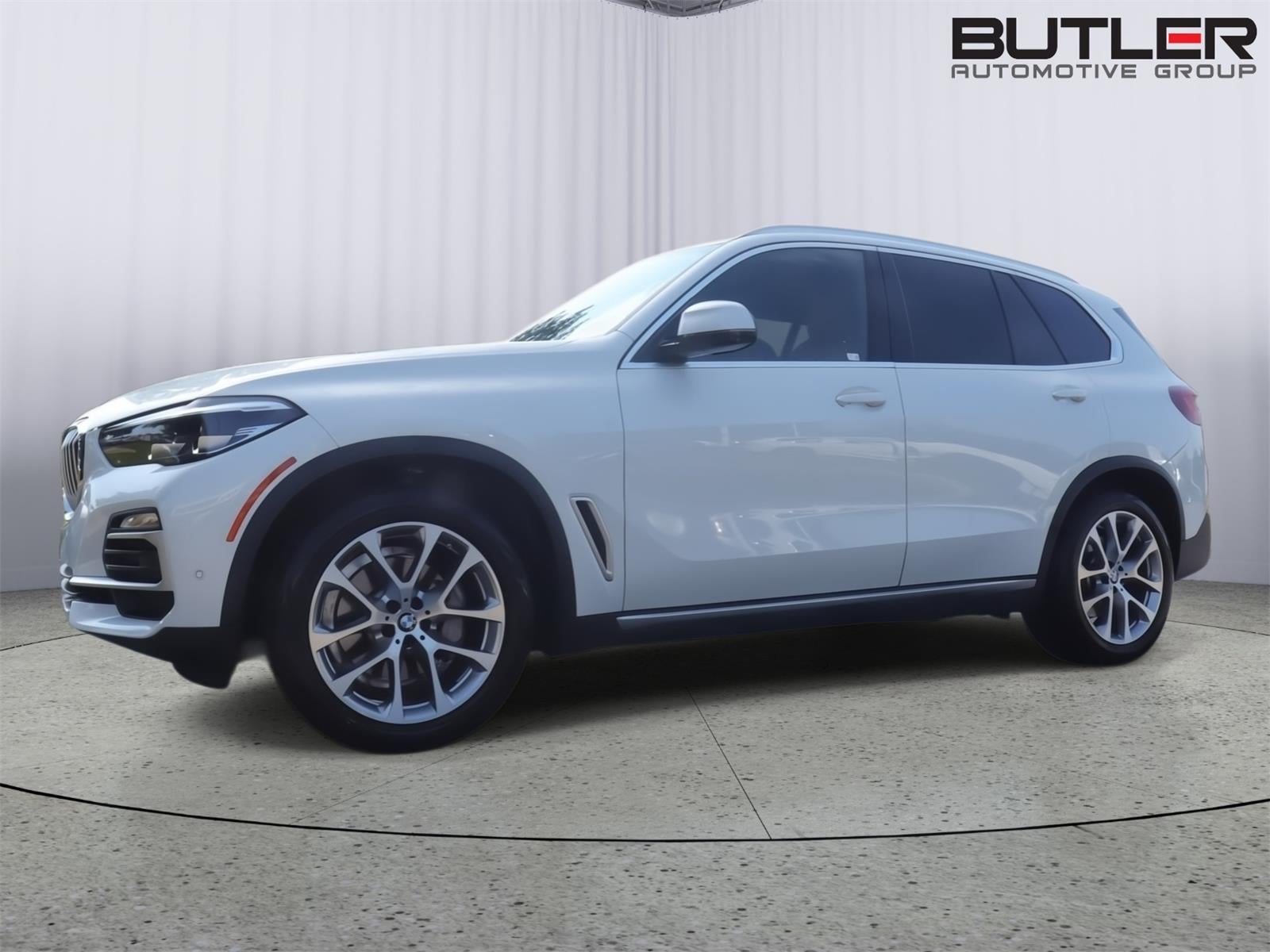 2021 BMW X5 sDrive40i's photo