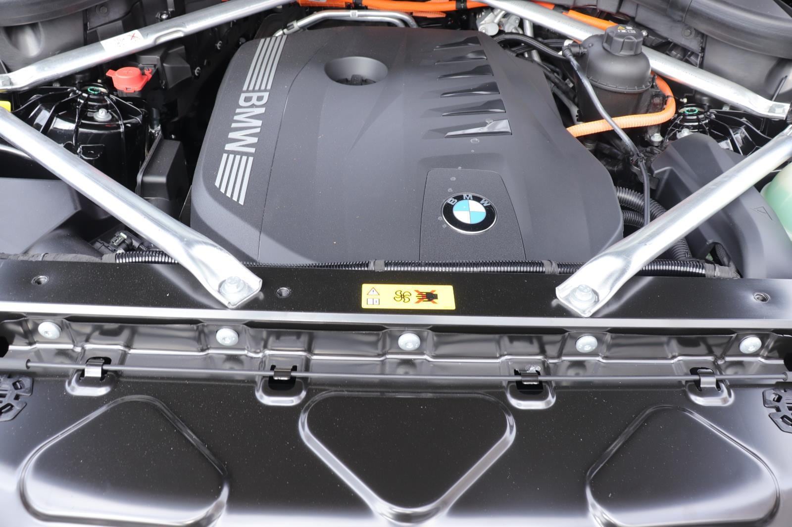 2026 BMW X5 50e - Photo 37