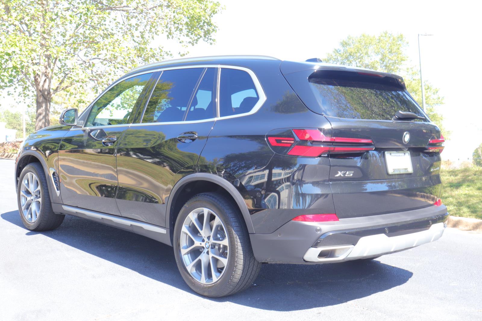 2026 Bmw X5 sDrive40i photo 3