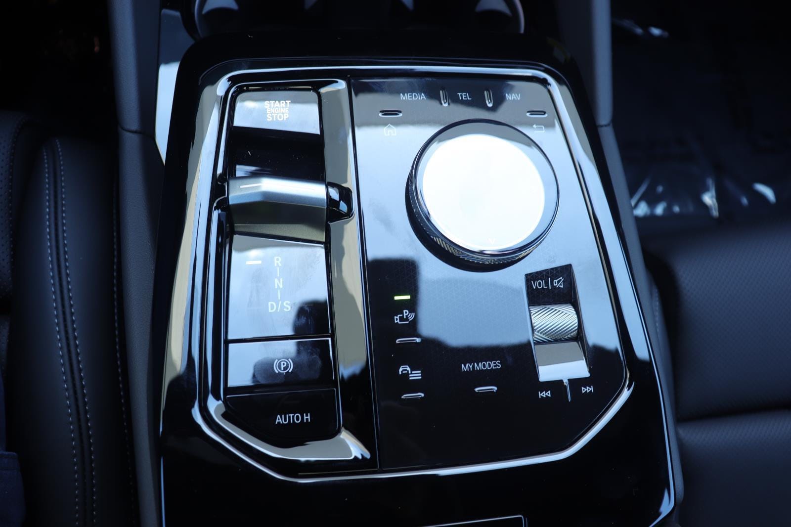 2026 BMW 5 Series 530i - Photo 35