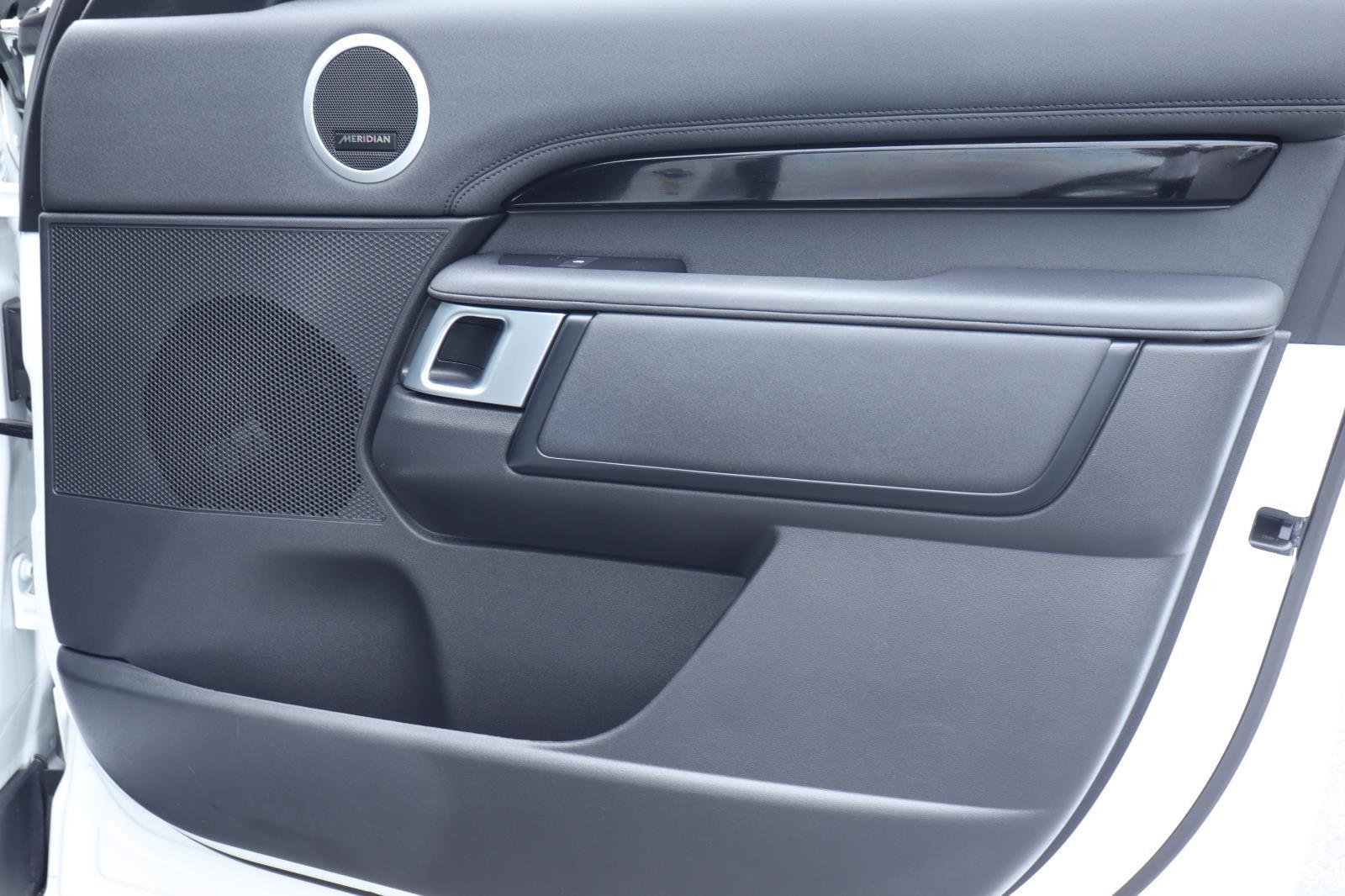 2024 Land Rover Discovery S - Photo 19
