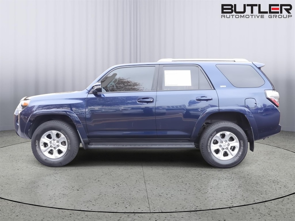 2015 Toyota 4Runner SR5 Premium photo 3