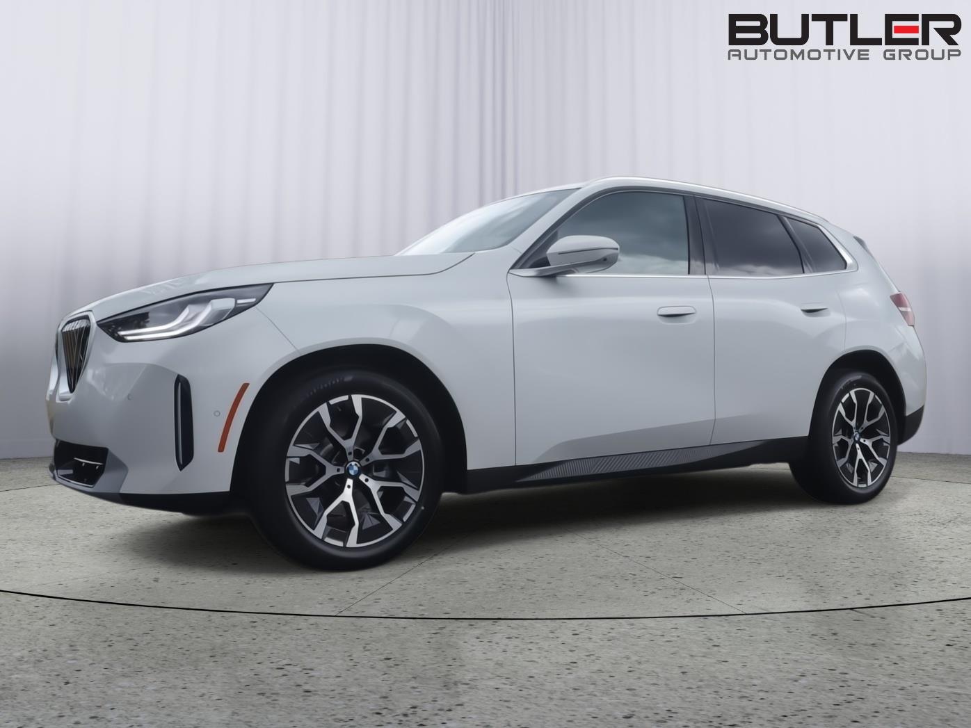2026 BMW X3 30 XDRIVE's photo