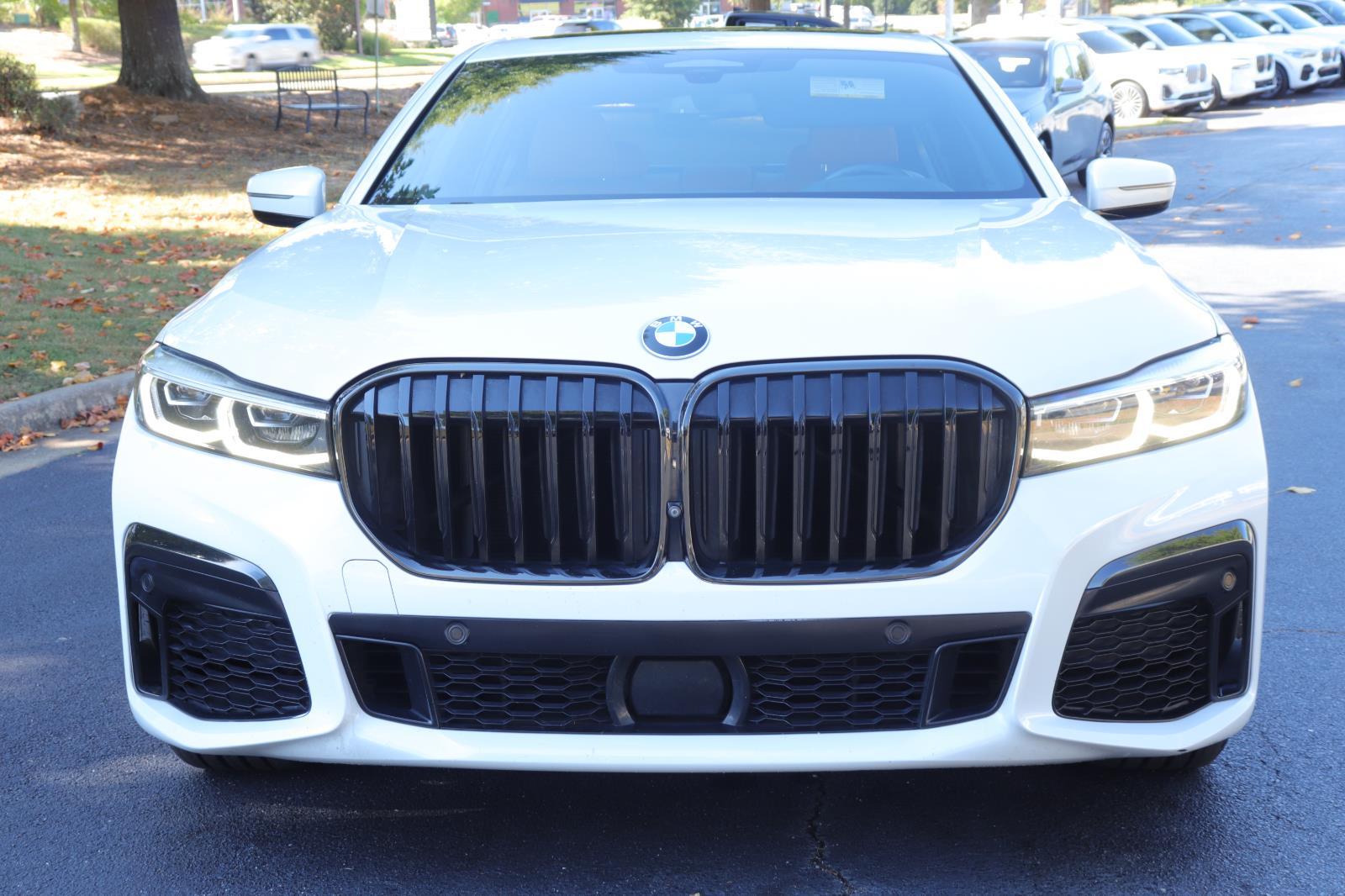 2020 Bmw 750i xDrive Sedan photo 2