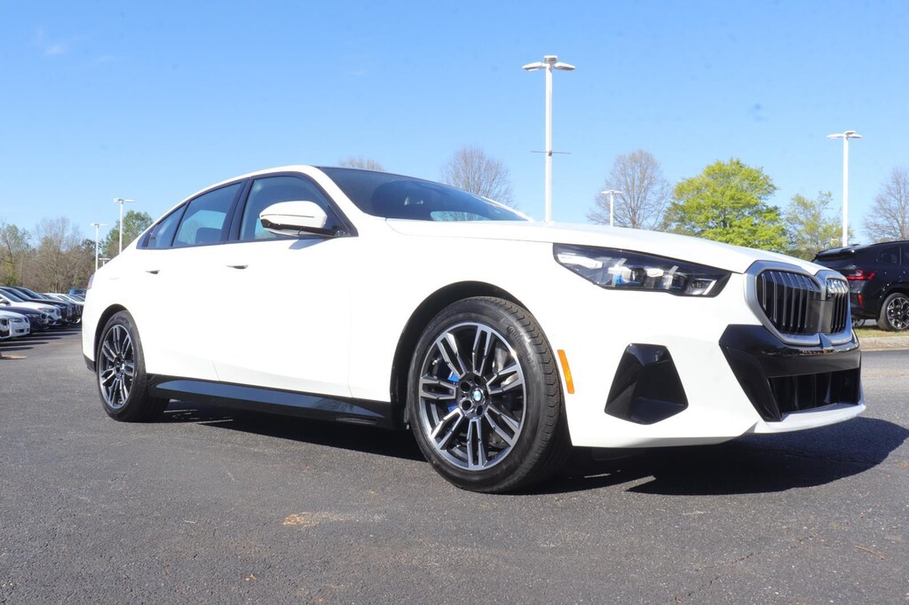 New 2026 BMW 5 Series 530i Sedan