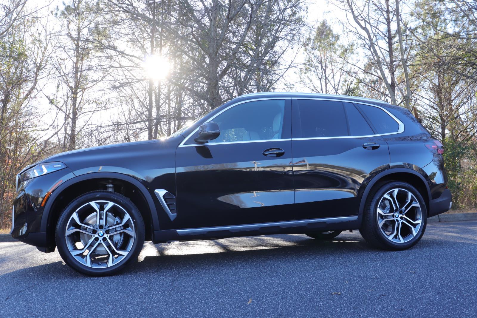 2026 BMW X5 40i's photo