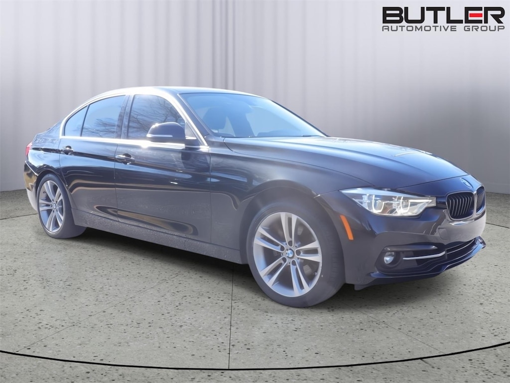 Used 2018 BMW 3 Series 330i Sedan