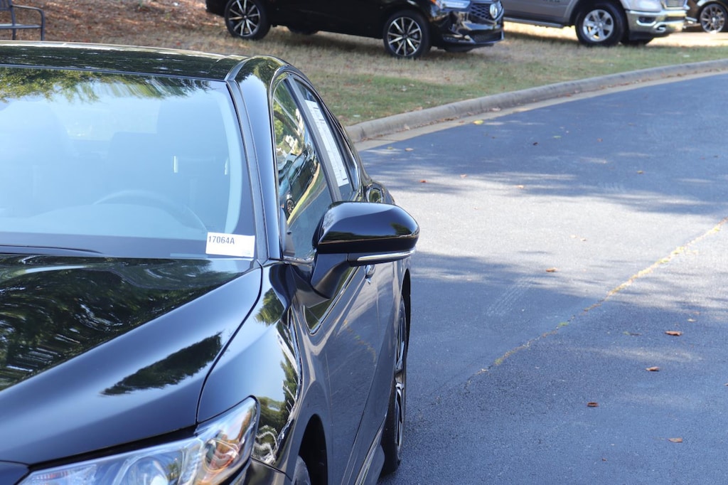 Used 2023 Toyota Camry SE Sedan