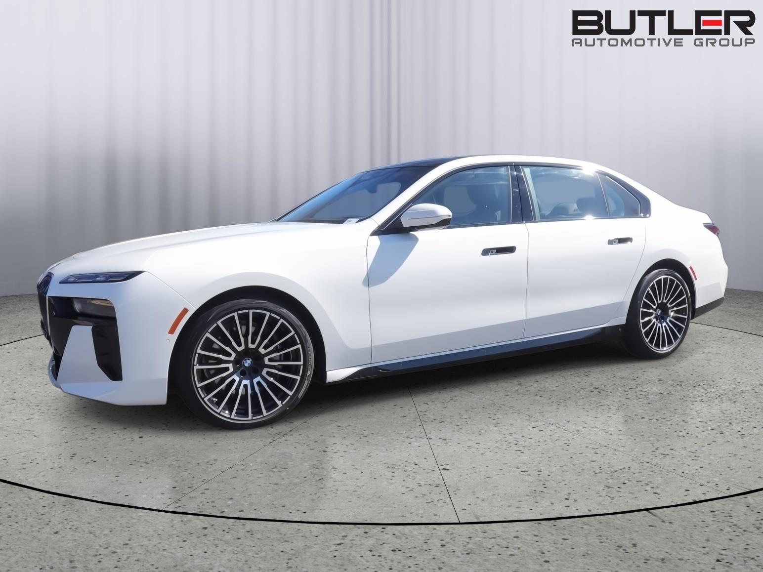 2026 BMW 7 Series 760i - Photo 45