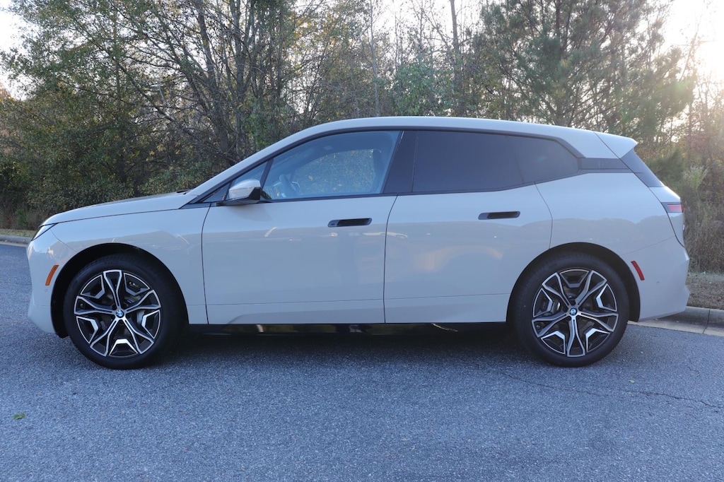 New 2026 BMW iX xDrive45 SUV