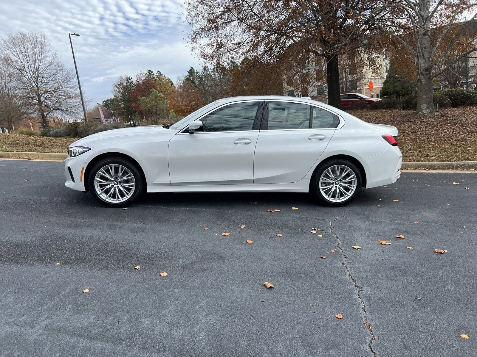 Used 2024 BMW 3 Series 330i with VIN 3MW69FF07R8E03287 for sale in Columbus, GA