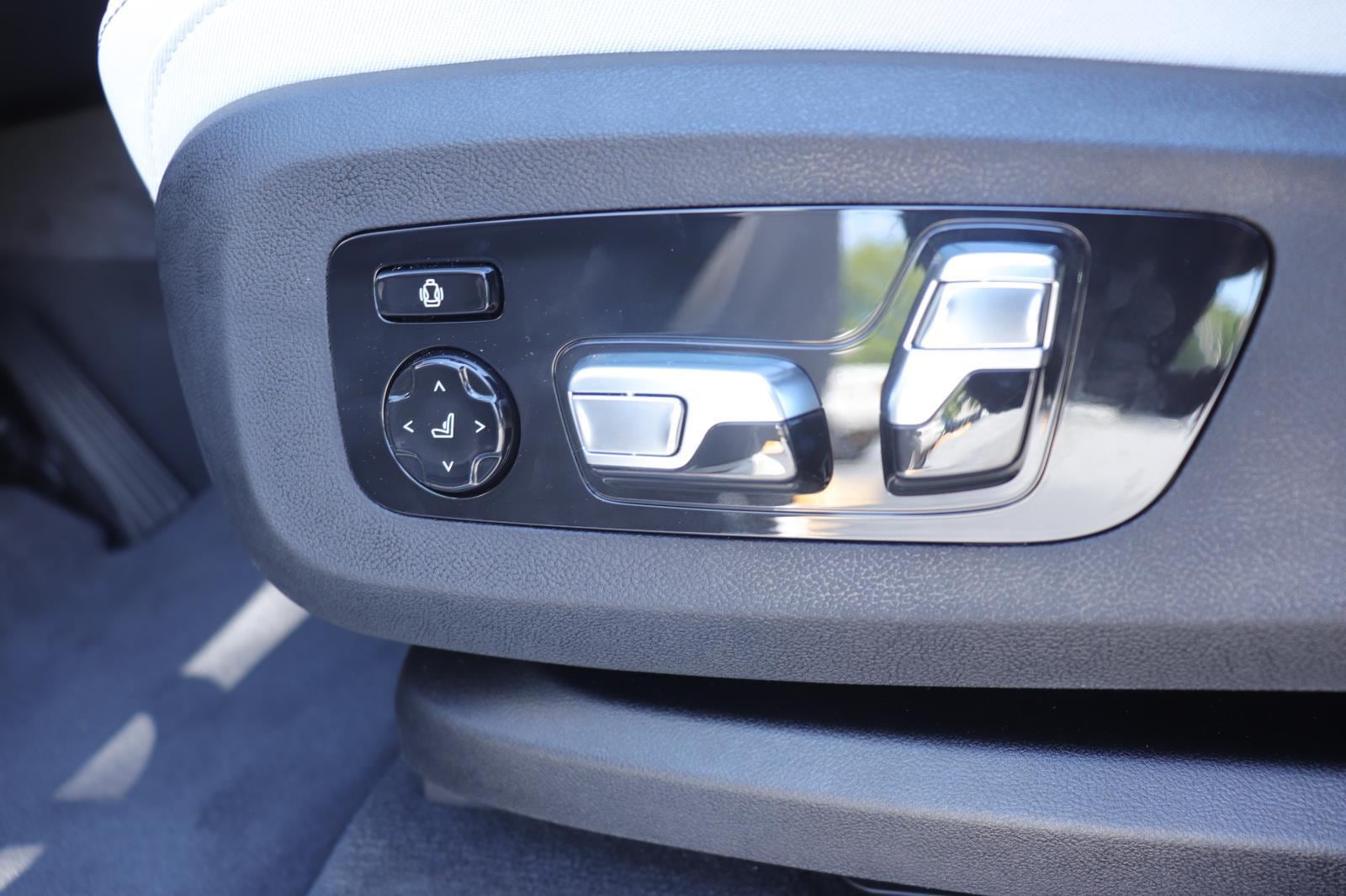 2026 BMW X5 40i - Photo 27
