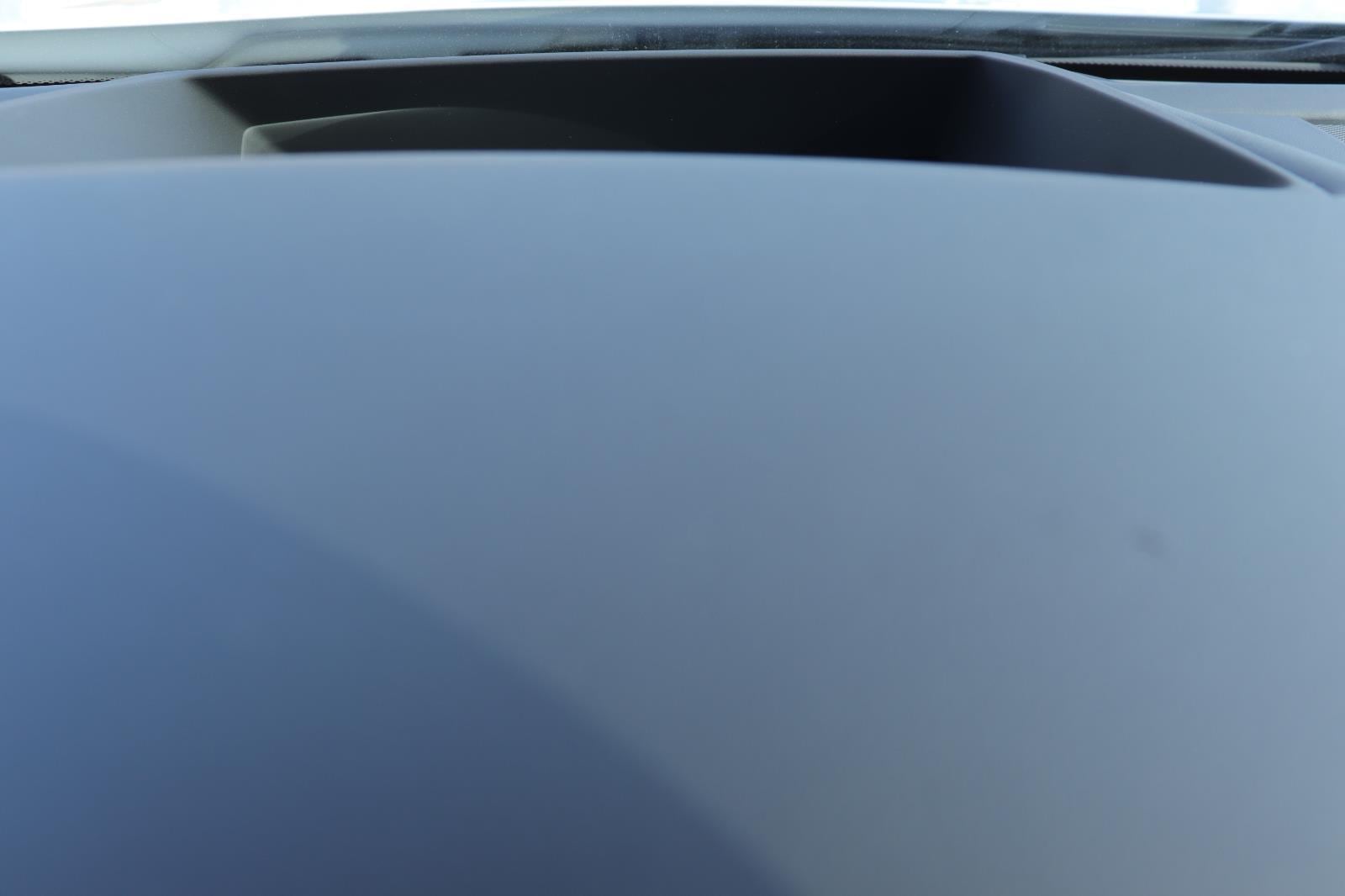 2025 BMW 8 Series 840i - Photo 23