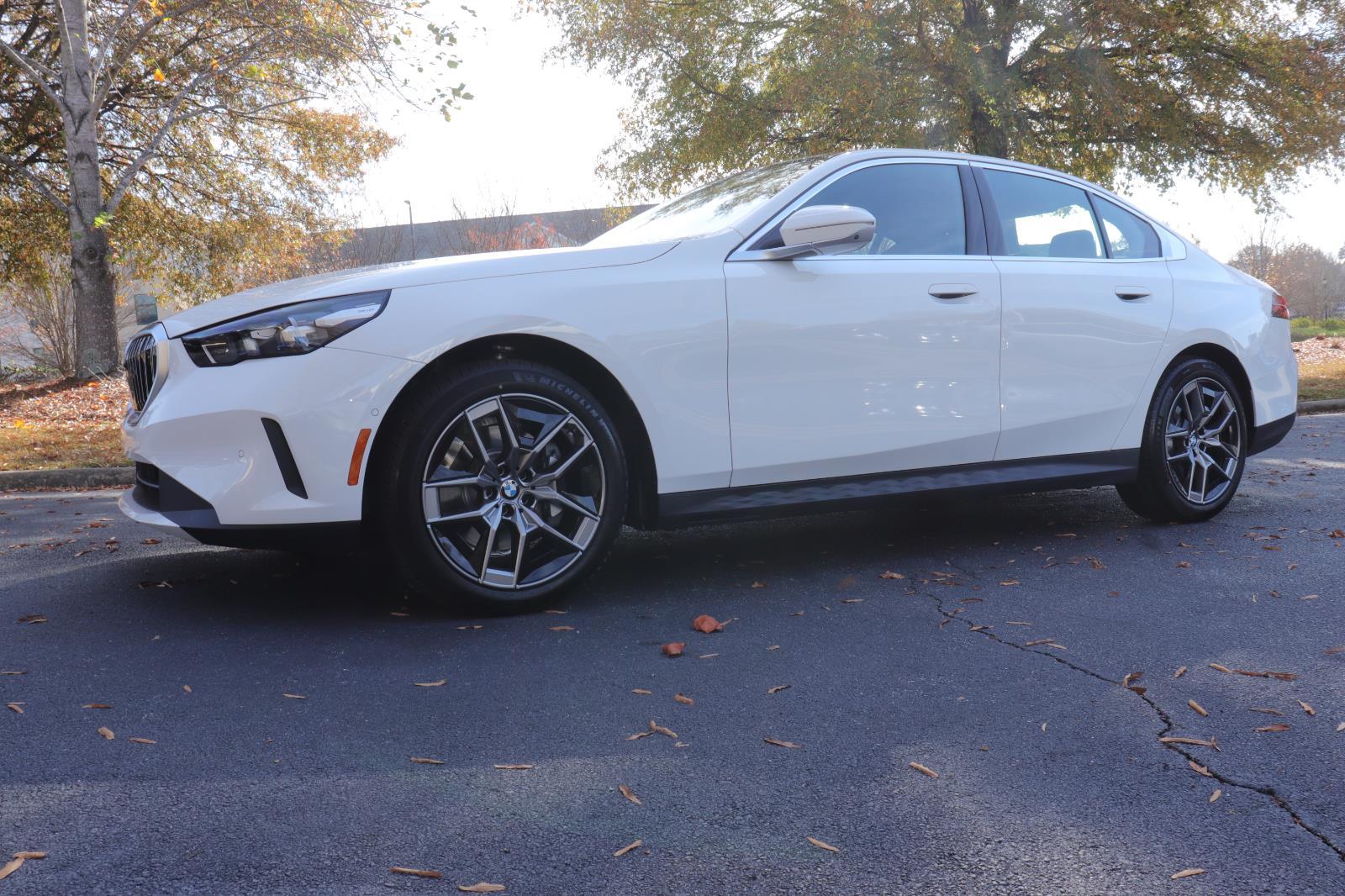 2026 BMW 5 Series 530i's photo