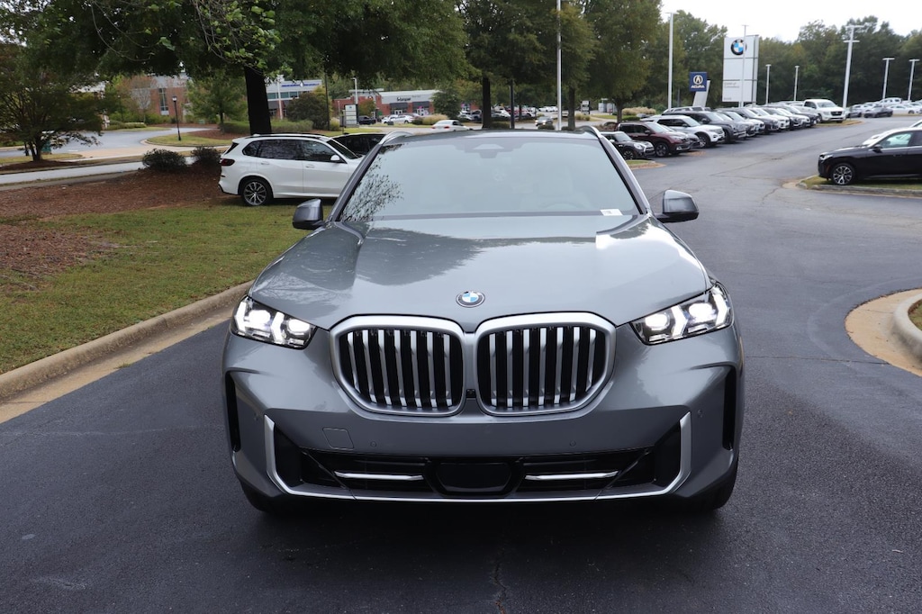 New 2026 BMW X5 sDrive40i Sports Activity Vehicle