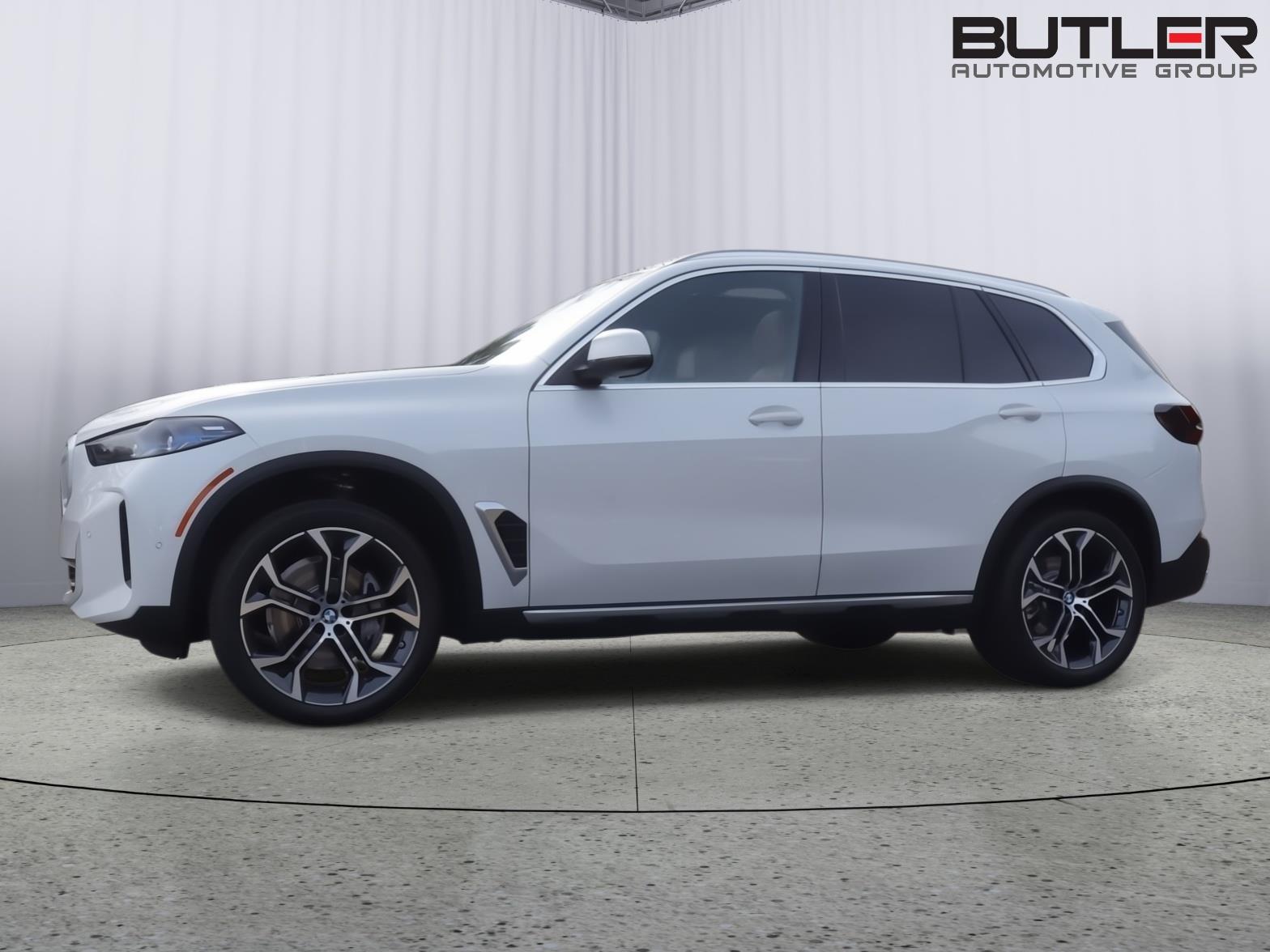 2026 BMW X5 sDrive40i's photo