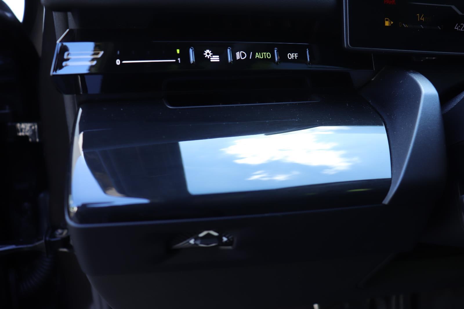 2026 BMW 5 Series 530i - Photo 23