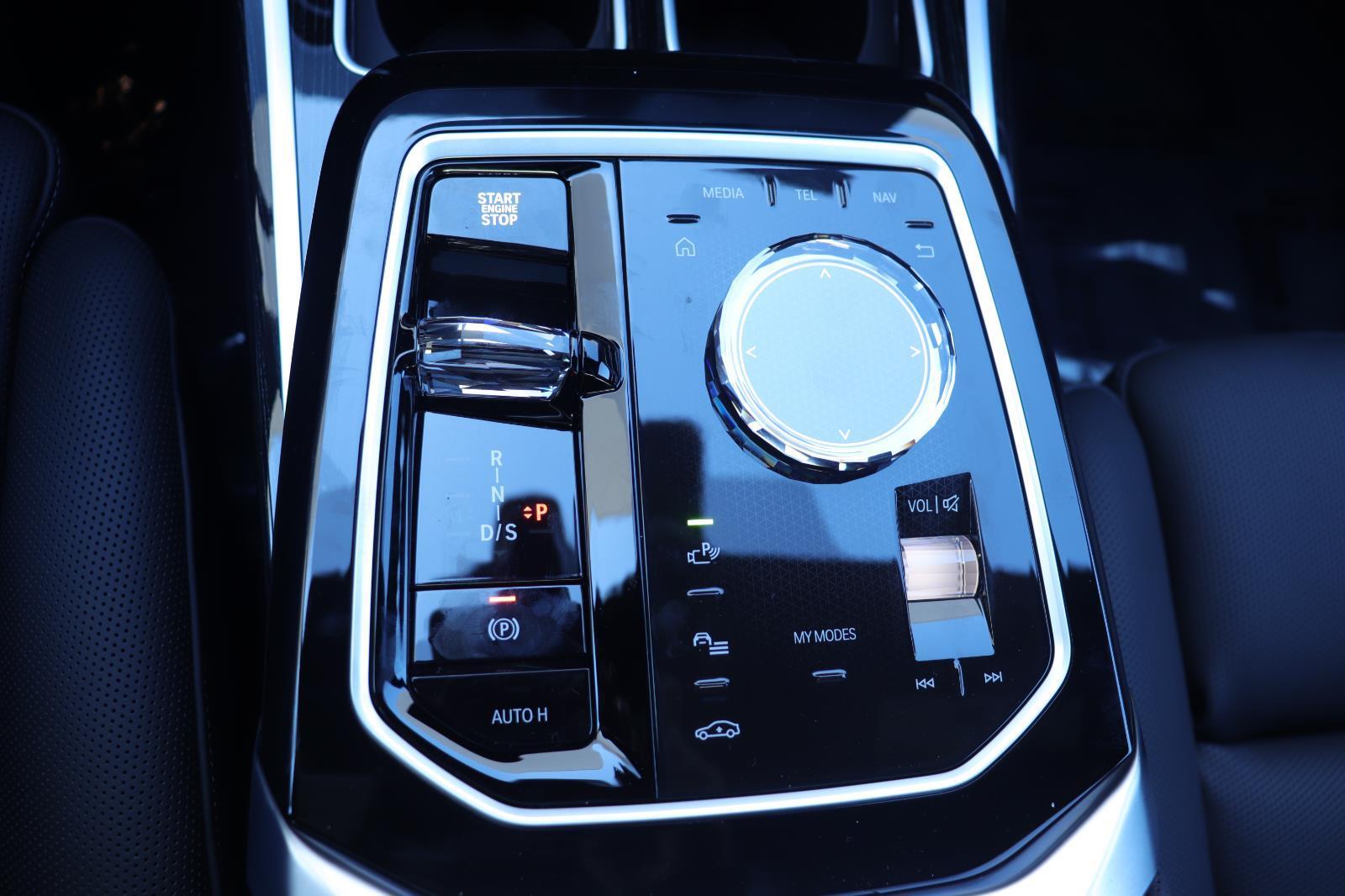 2026 BMW 7 Series 760i - Photo 39