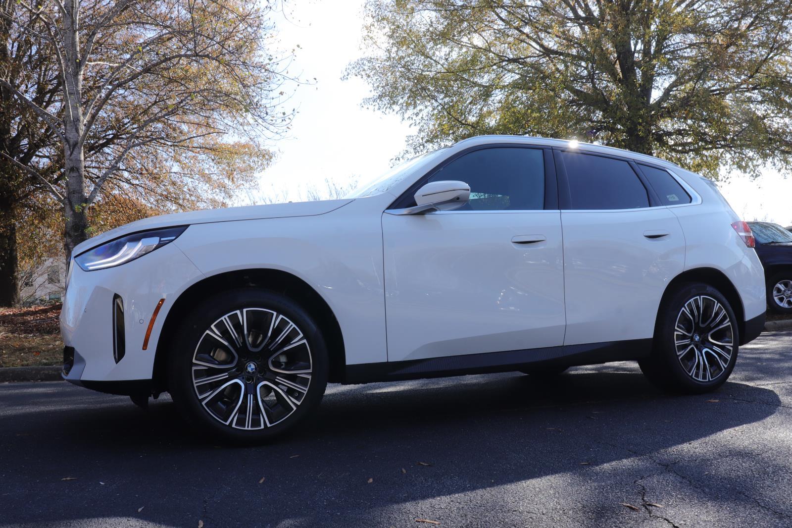 2026 BMW X3 30's photo