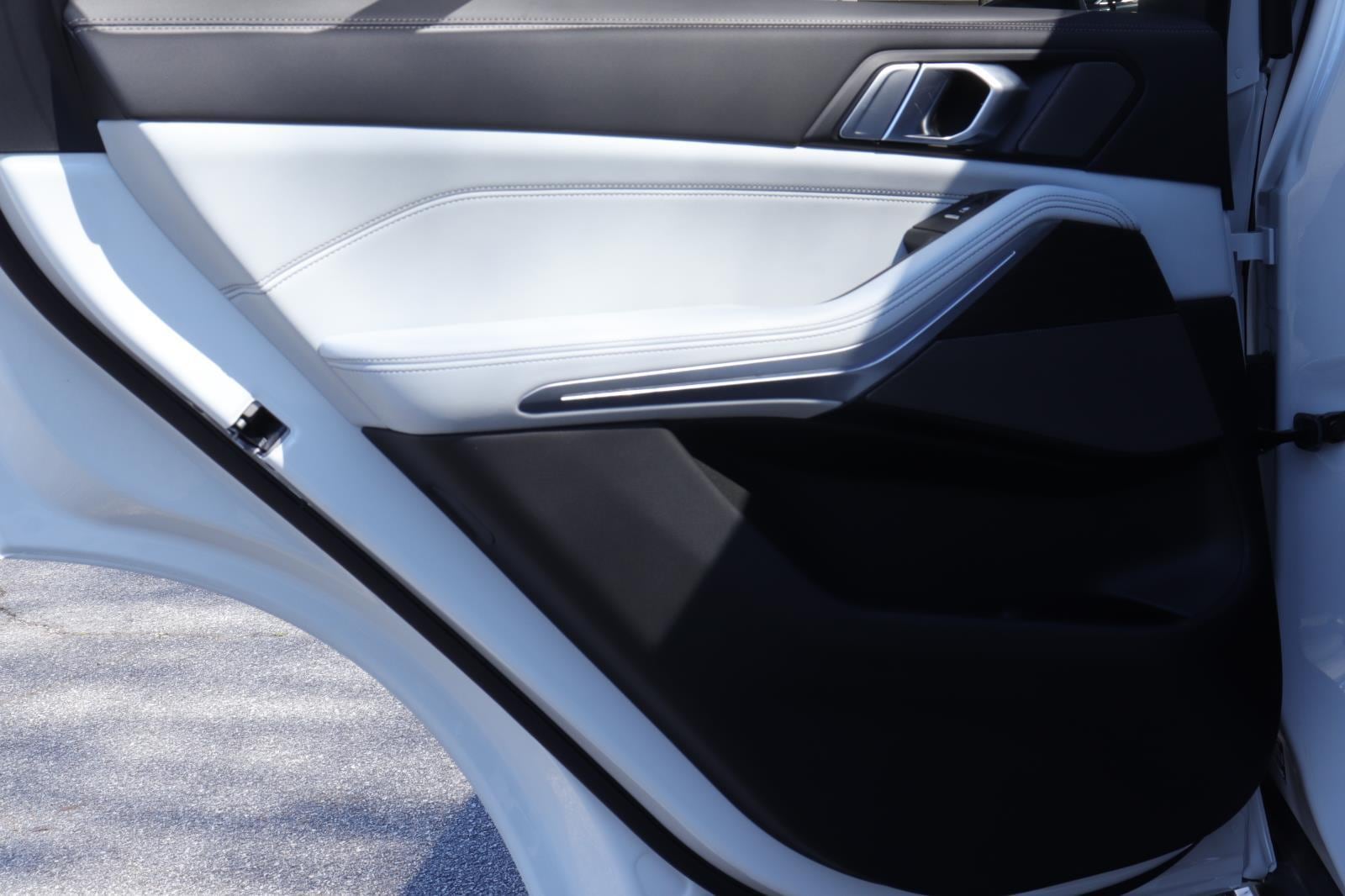 2026 BMW X5 40i - Photo 12