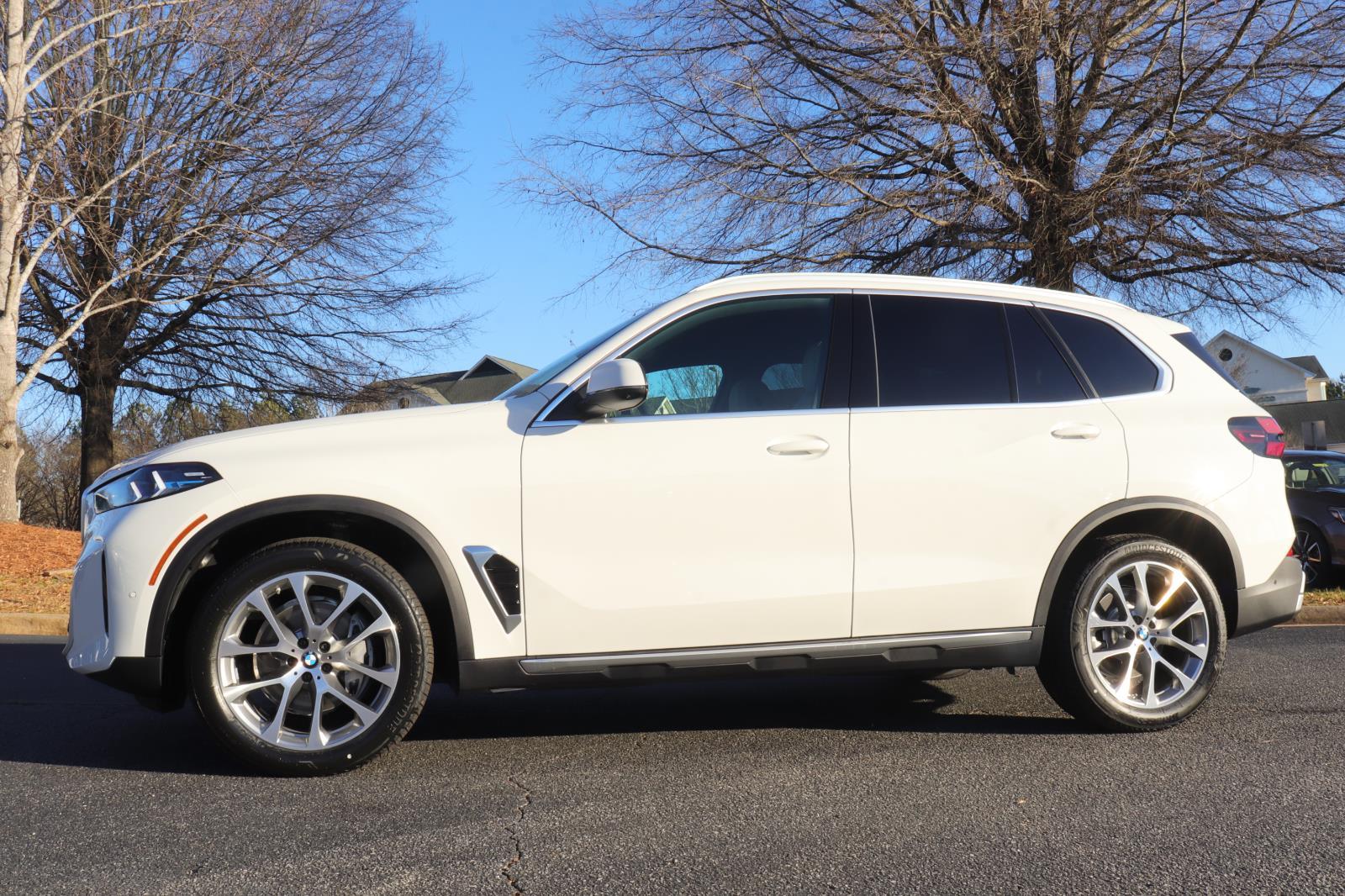 2026 BMW X5 40i's photo