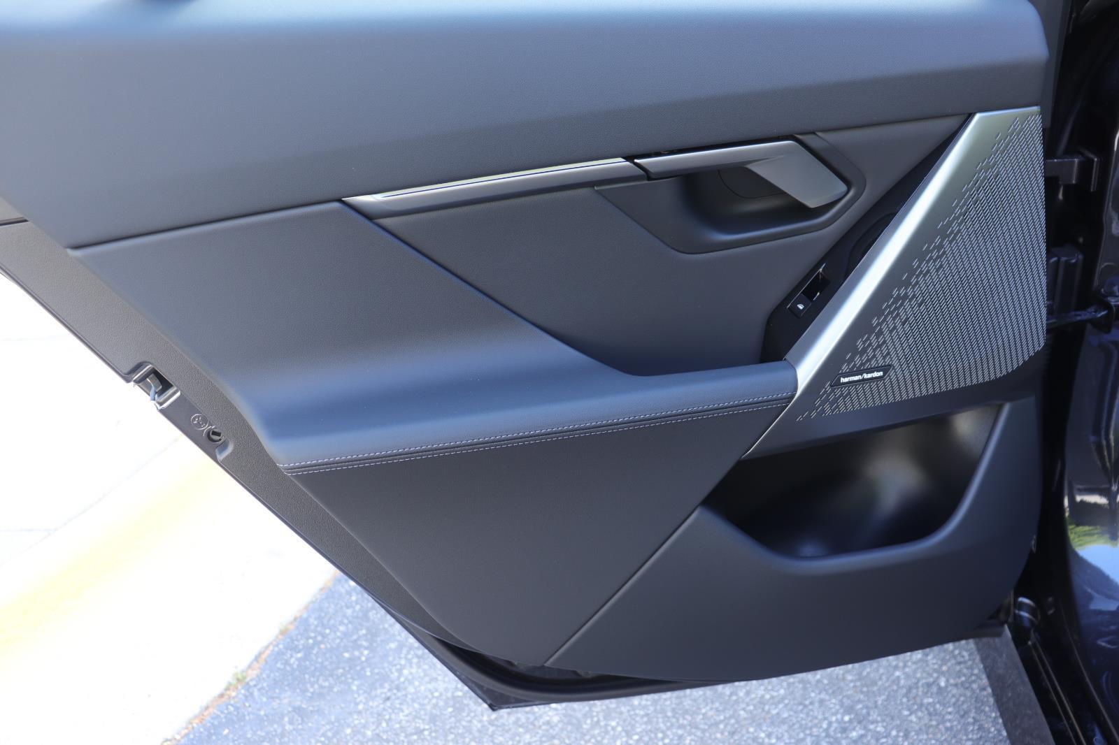 2026 BMW 5 Series 530i - Photo 11