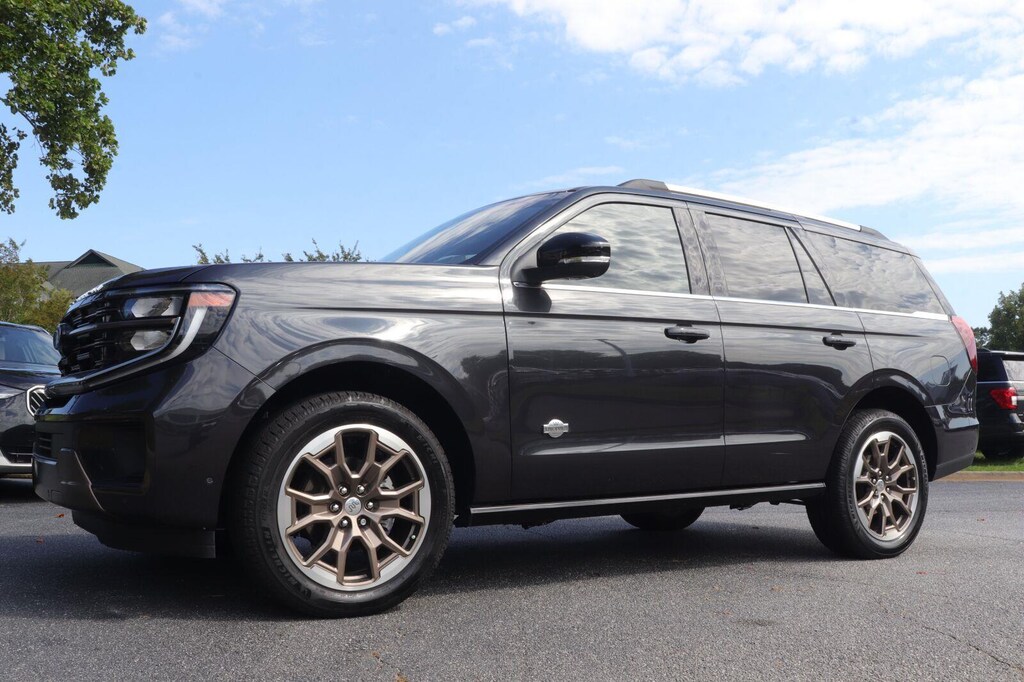 Used 2025 Ford Expedition King Ranch SUV