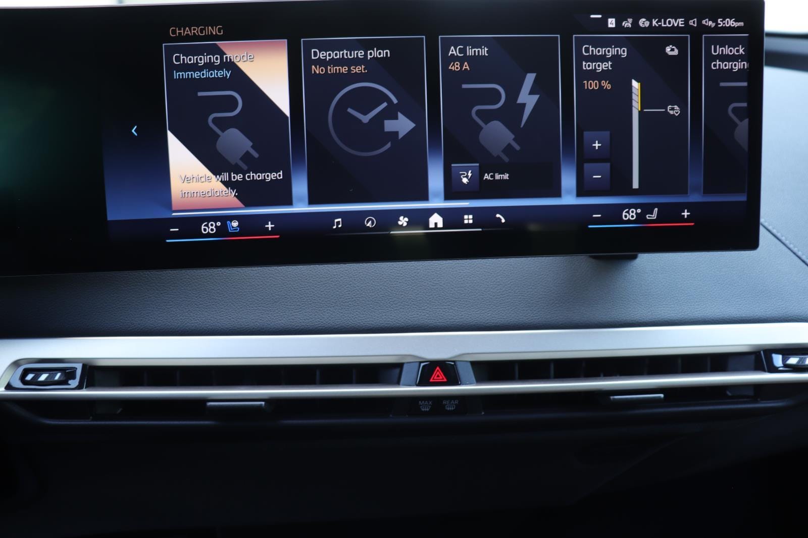 2026 BMW iX 60 - Photo 33