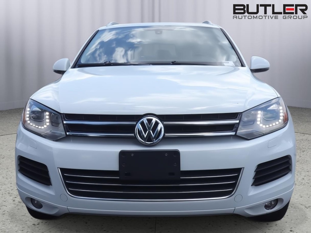 Used 2013 Volkswagen Touareg Lux