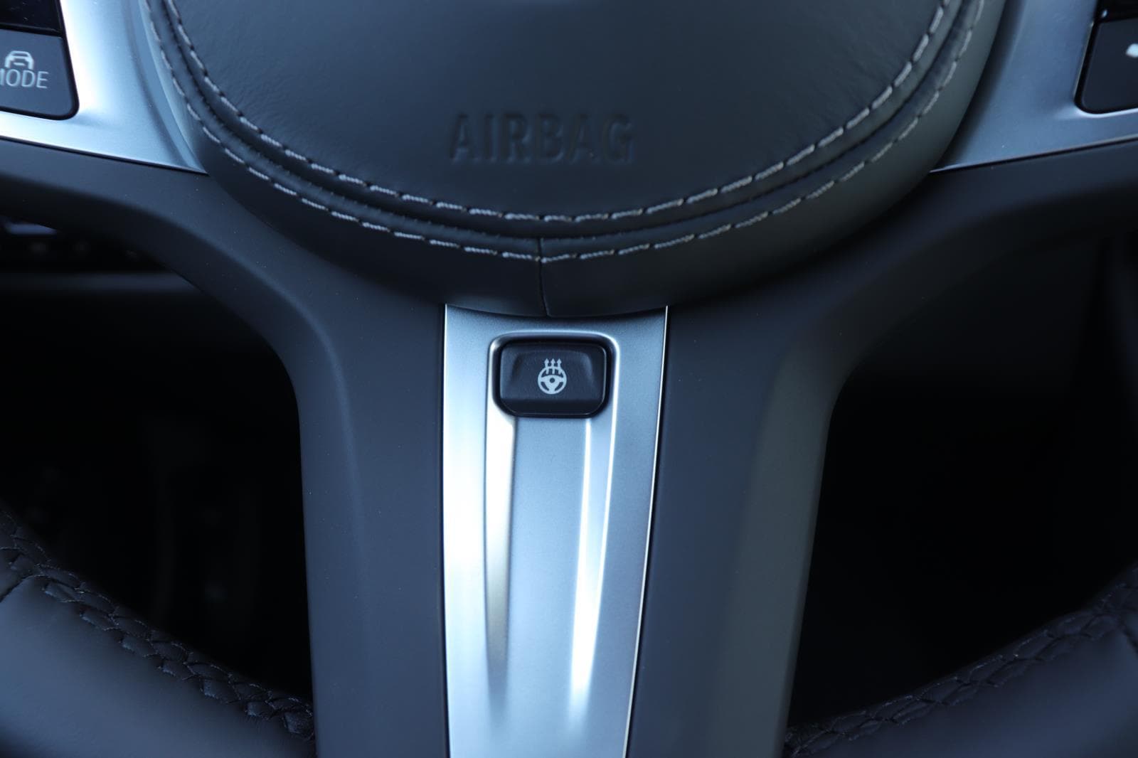 2025 BMW 8 Series 840i - Photo 27