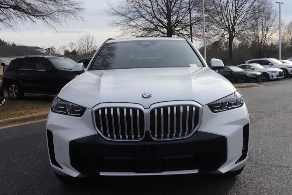 New 2026 BMW X5 xDrive40i Sports Activity Vehicle