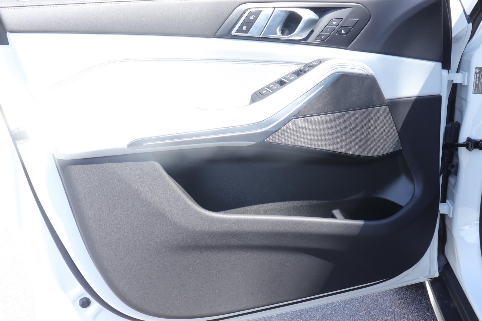 2026 BMW X5 40i - Photo 10