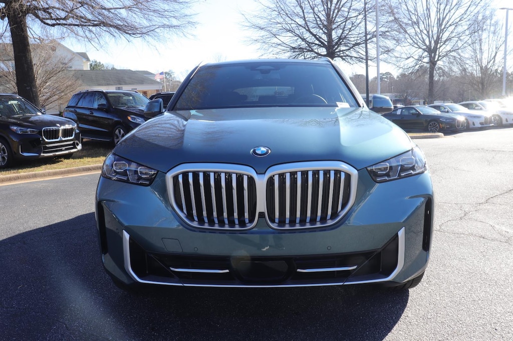 New 2026 BMW X5 xDrive40i Sports Activity Vehicle