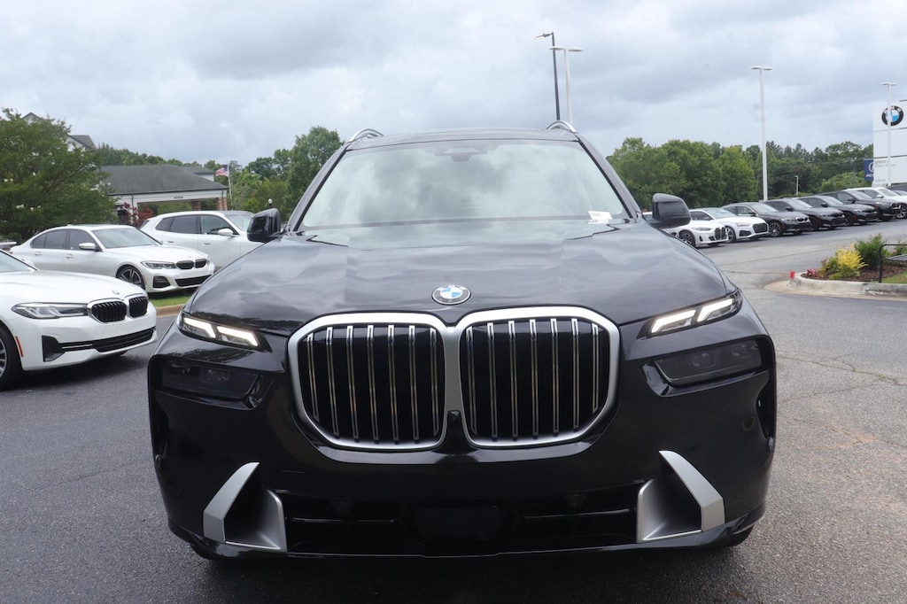 New 2027 BMW X7 xDrive40i Sports Activity Vehicle