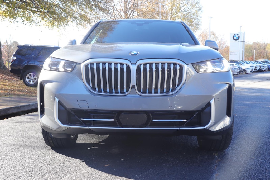 New 2026 BMW X5 xDrive40i Sports Activity Vehicle