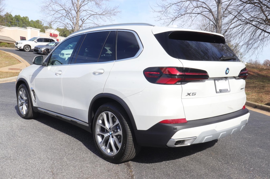 New 2026 BMW X5 xDrive50e Sports Activity Vehicle