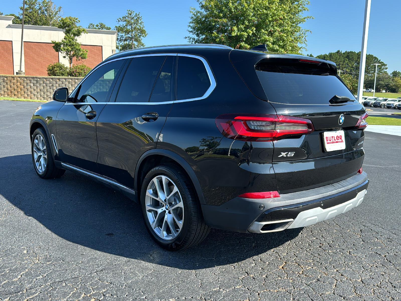 Used 2021 BMW X5 40i with VIN 5UXCR6C03M9G94865 for sale in Columbus, GA