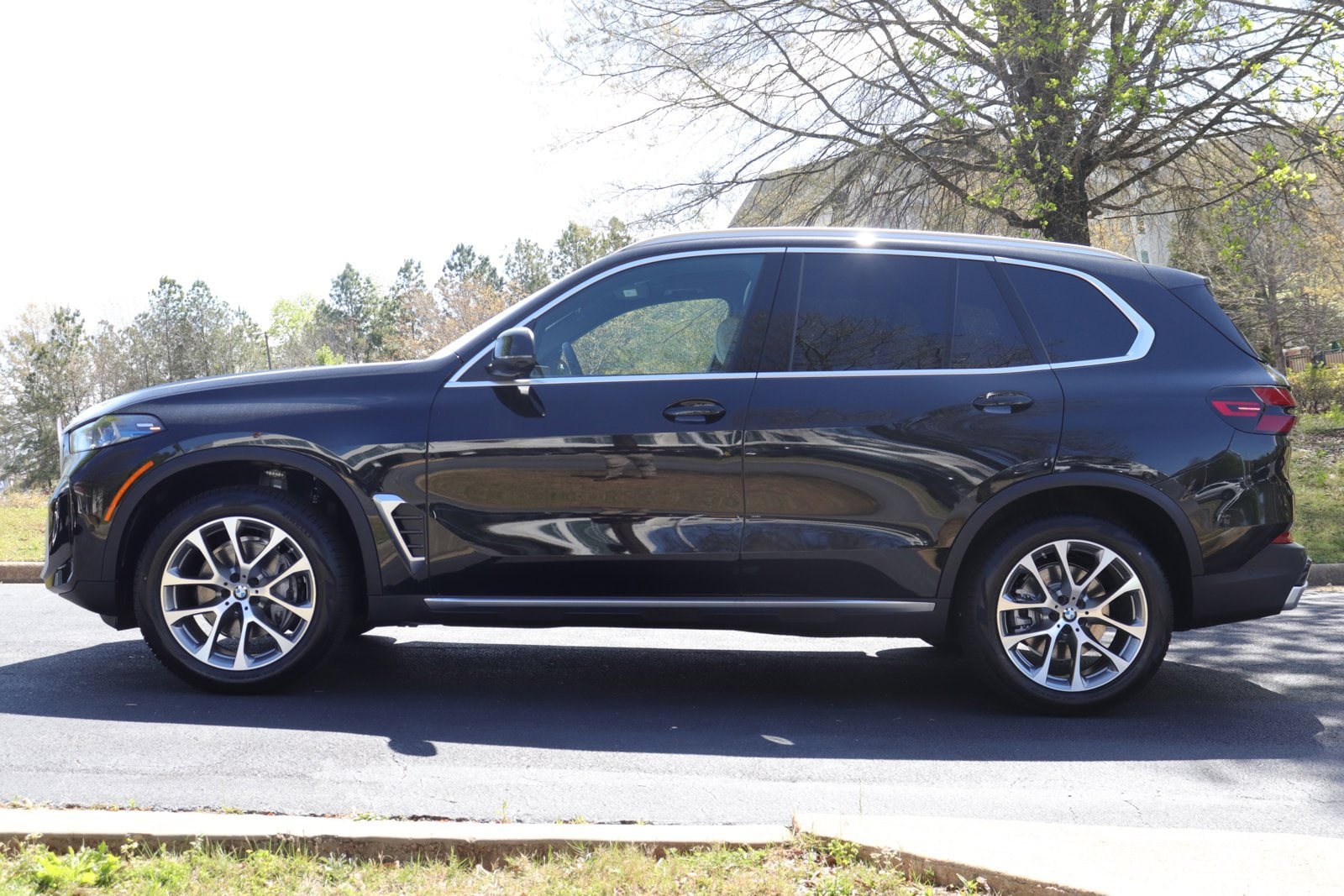 Used 2024 BMW X5 40i with VIN 5UX13EU05R9W03990 for sale in Columbus, GA