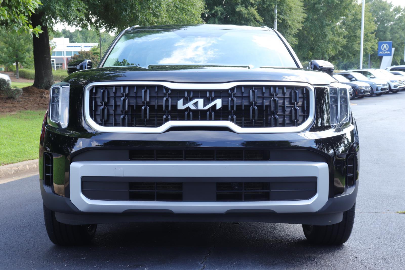 2023 Kia Telluride EX photo 2