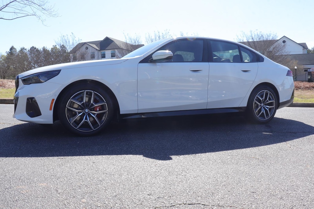 New 2026 BMW i5 eDrive40 Sedan