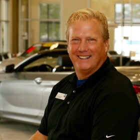 Staff member David Noelte from c749bb476eef