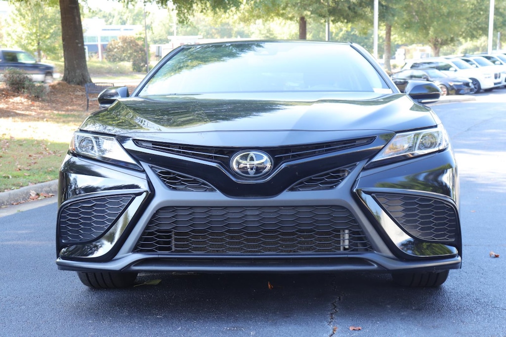 Used 2023 Toyota Camry SE Sedan