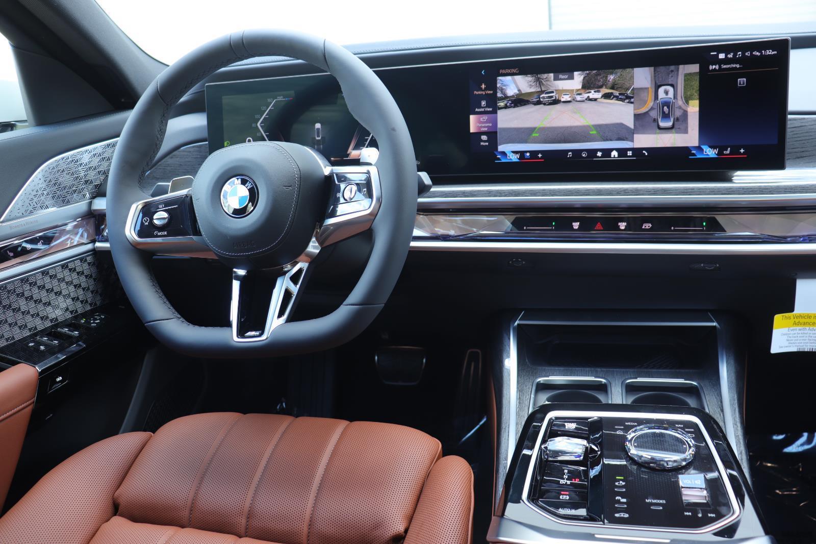 2026 BMW 7 Series 760i - Photo 25