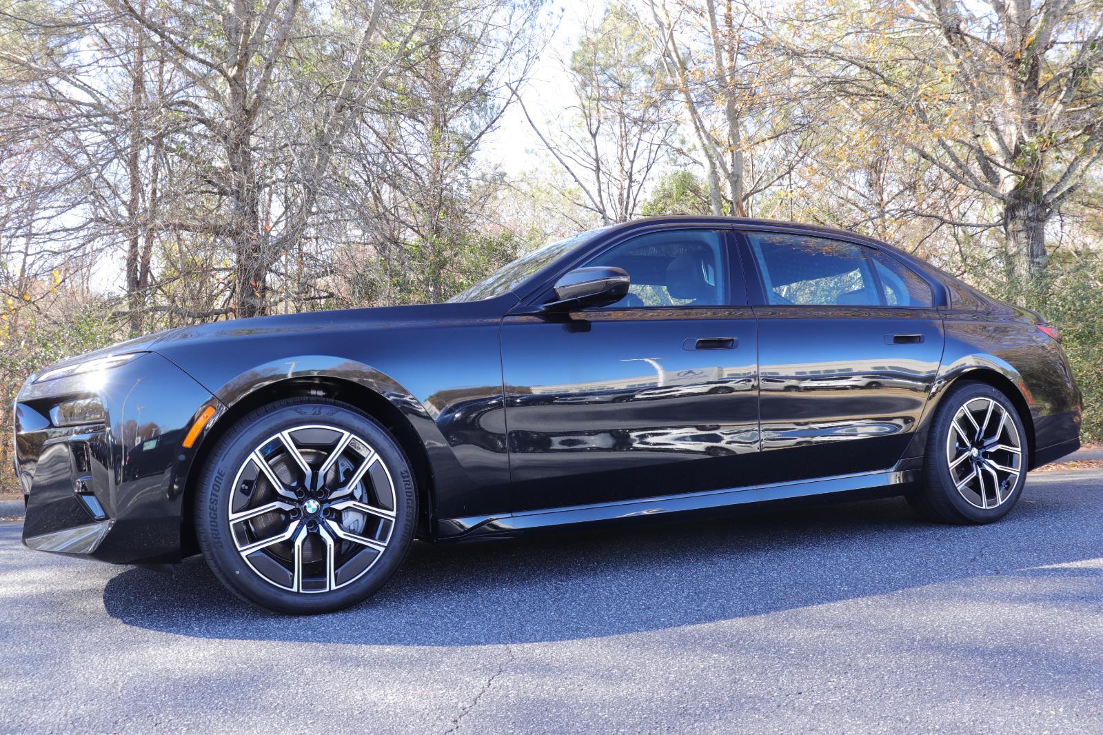 2026 BMW 7 Series 740i's photo