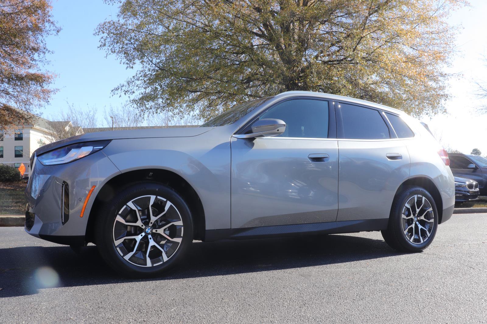 2026 BMW X3 30's photo