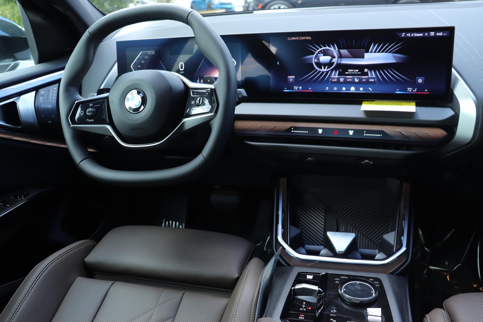 2026 BMW X3 30 - Photo 26