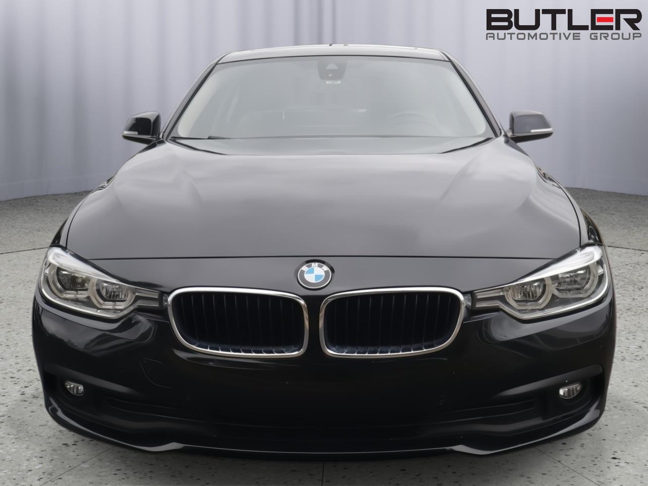 Used 2018 BMW 3 Series 320i with VIN WBA8A9C56JAH12424 for sale in Columbus, GA