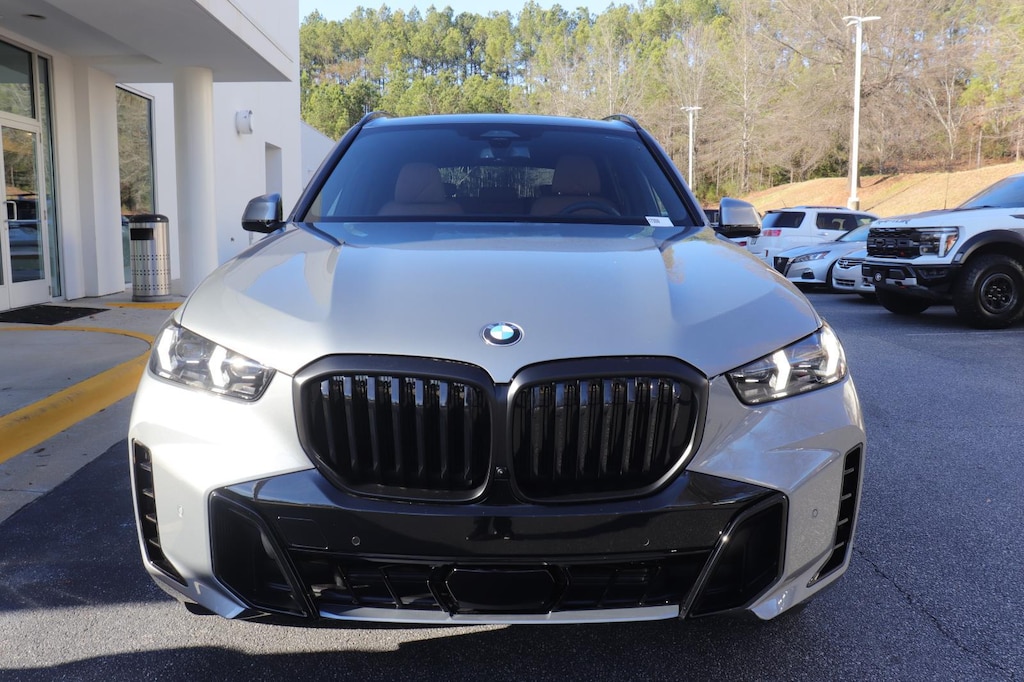 New 2026 BMW X5 xDrive40i Sports Activity Vehicle