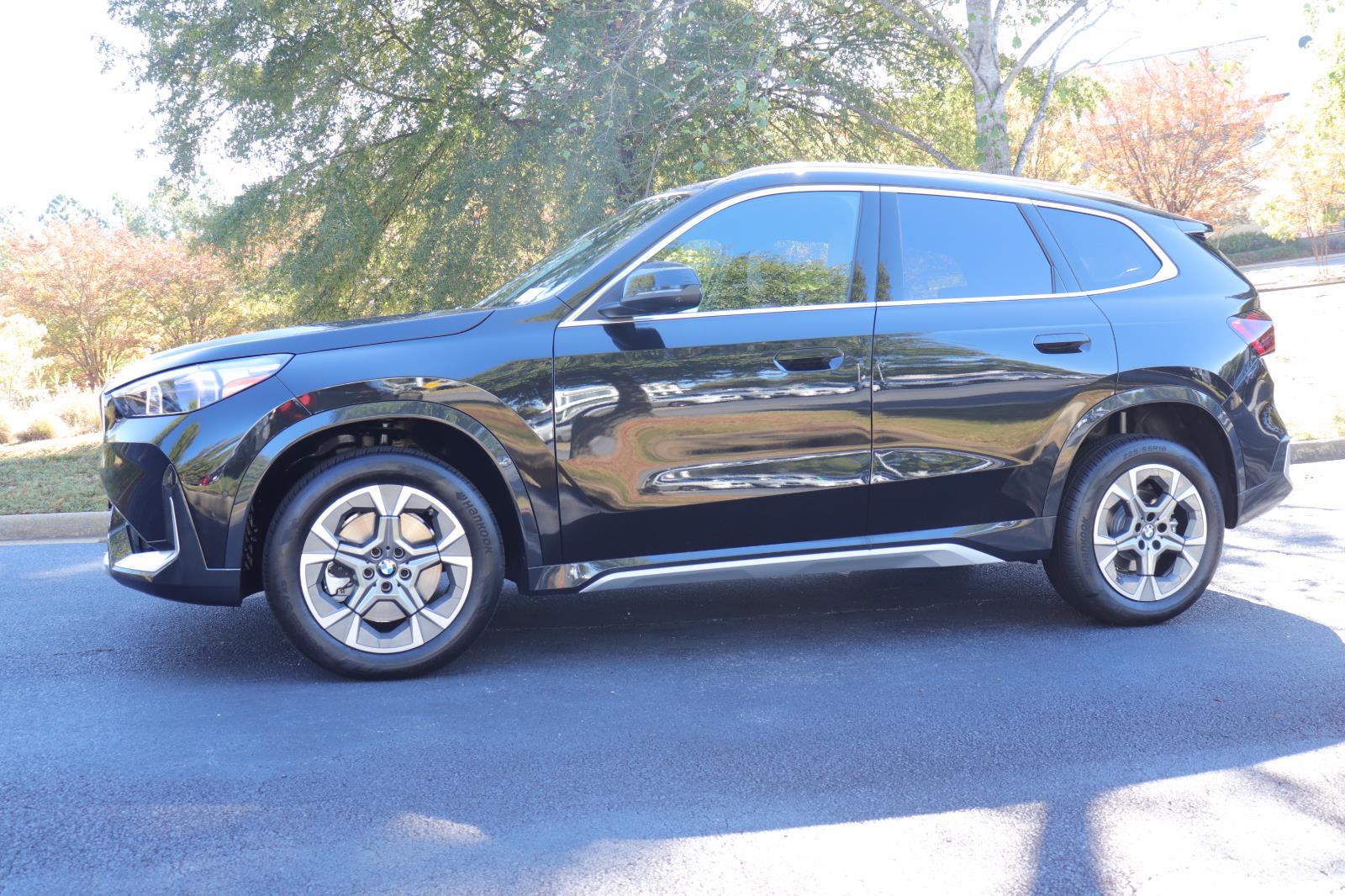 2026 BMW X1 28i's photo