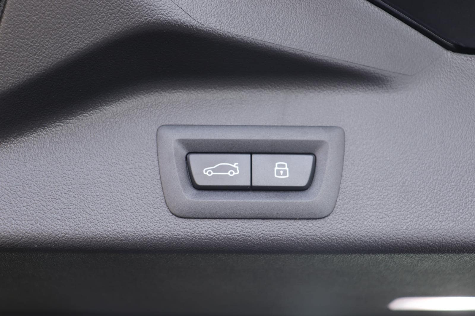 2026 BMW X5 50e - Photo 15